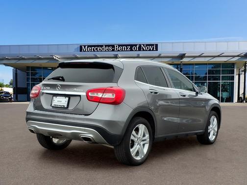 Grey 2016 Mercedes-Benz GLA-Class 4MATIC