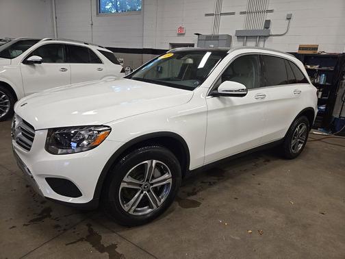 White 2019 Mercedes-Benz GLC 300 4MATIC