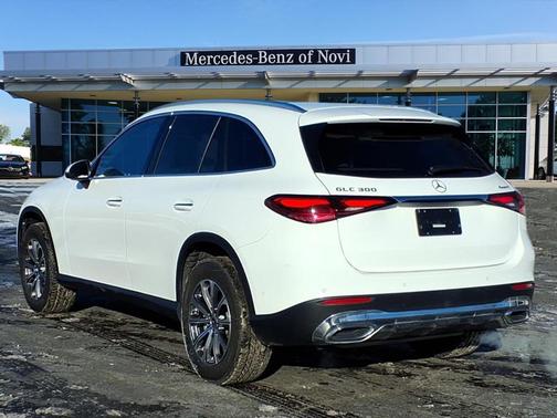 2023 Mercedes-Benz GLC 300 4MATIC