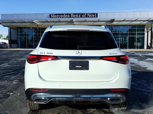2023 Mercedes-Benz GLC 300 4MATIC