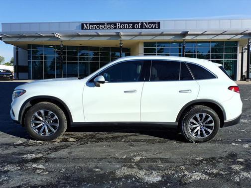 2023 Mercedes-Benz GLC 300 4MATIC