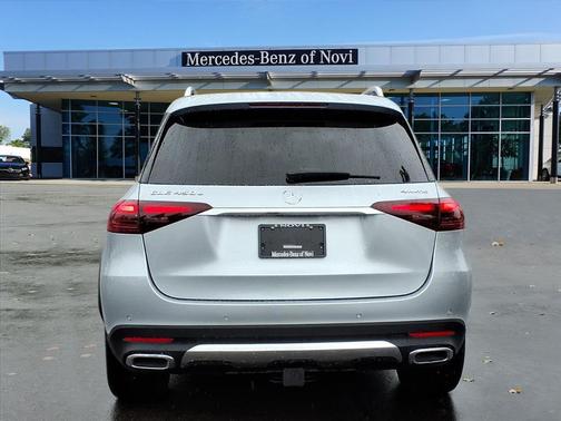 2025 Mercedes-Benz GLE 450e 4MATIC