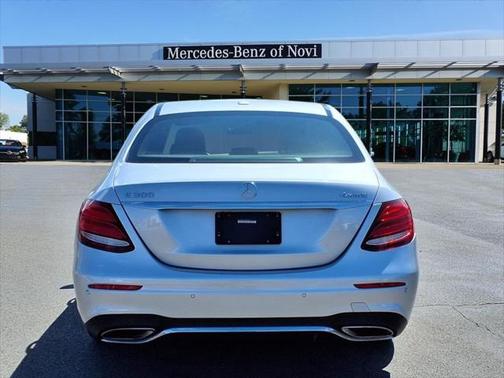 2017 Mercedes-Benz E-Class 4MATIC