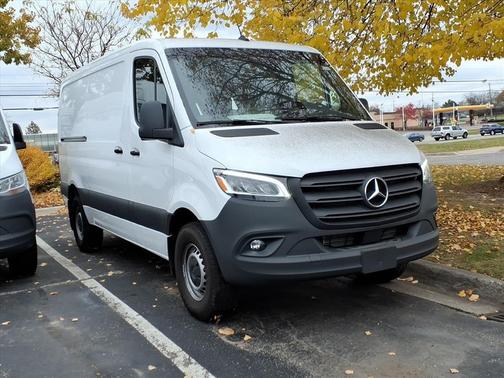 Arctic White 2025 Mercedes-Benz Sprinter 2500 Standard Roof