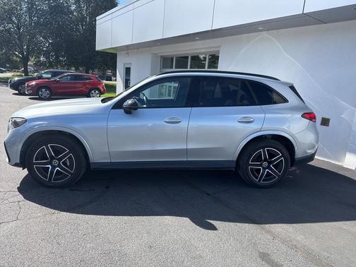 2024 Mercedes-Benz GLC 300 4MATIC
