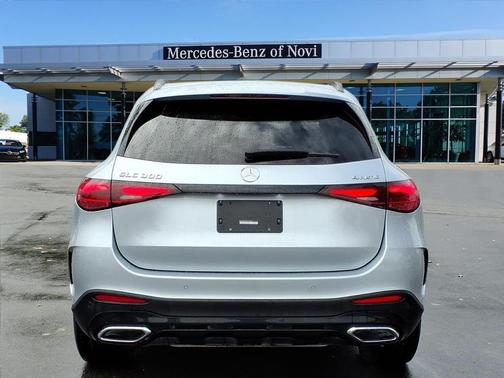 2024 Mercedes-Benz GLC 300 4MATIC
