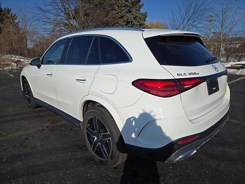 2025 Mercedes-Benz GLC 350e Base