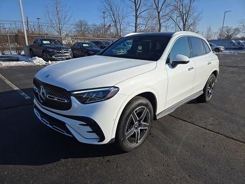 2025 Mercedes-Benz GLC 350e Base