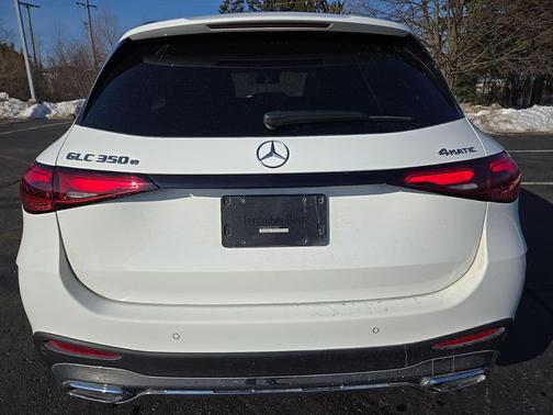 2025 Mercedes-Benz GLC 350e Base