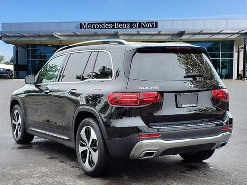 2024 Mercedes-Benz GLB 250 4MATIC
