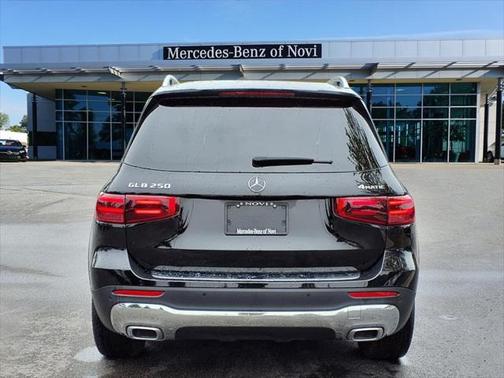 2024 Mercedes-Benz GLB 250 4MATIC