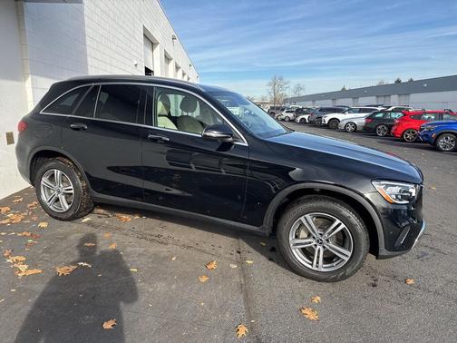 2022 Mercedes-Benz GLC 300 4MATIC