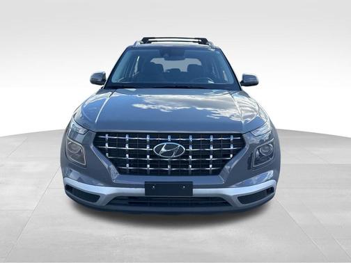 2022 Hyundai VENUE SEL