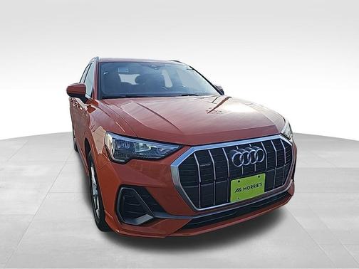 2022 Audi Q3 45 S line Premium