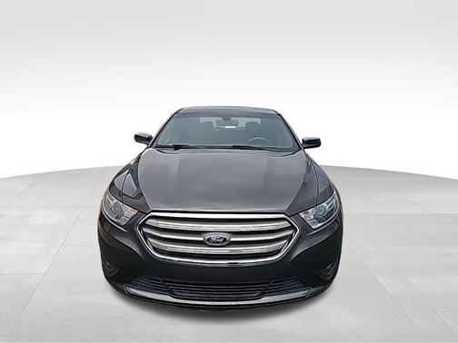 2017 Ford Taurus SEL