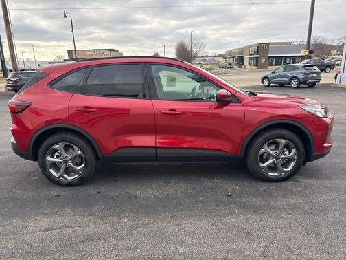 2026 Ford Escape ST-Line Select