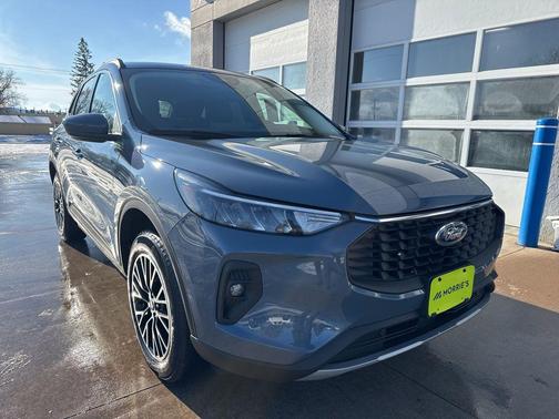 2026 Ford Escape PHEV SE