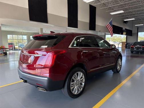 2017 Cadillac XT5 Premium Luxury