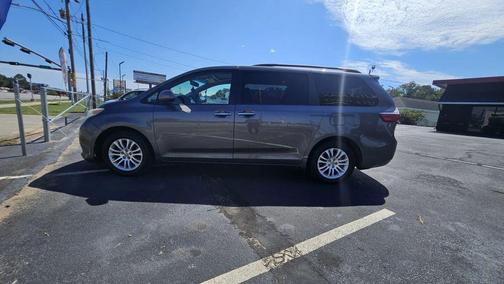 2017 Toyota Sienna Limited Premium
