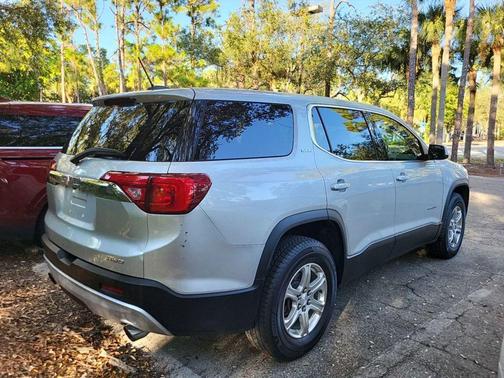2019 GMC Acadia SLE-1