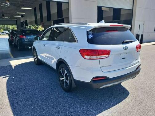 2016 Kia Sorento EX