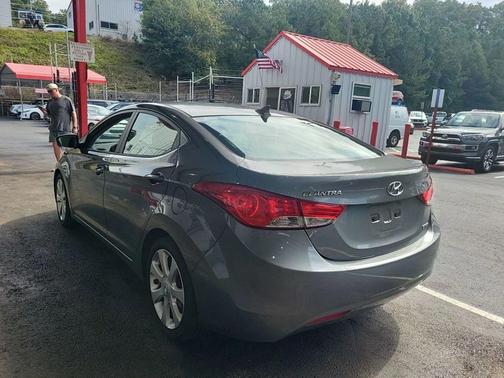 2013 Hyundai ELANTRA Limited