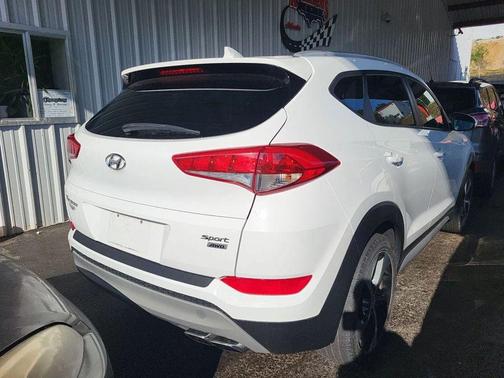 2018 Hyundai TUCSON Sport