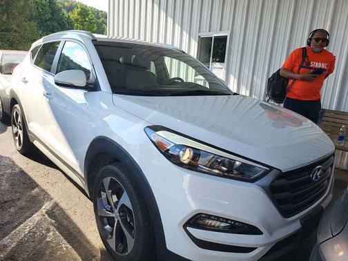 2018 Hyundai TUCSON Sport