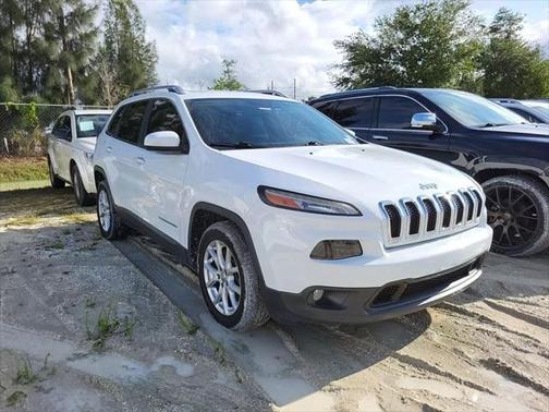 2016 Jeep Cherokee Sport