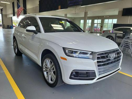2018 Audi Q5 2.0T Tech Premium