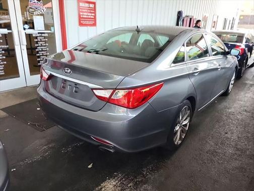 2013 Hyundai SONATA SE