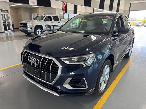2020 Audi Q3 45 Premium Plus