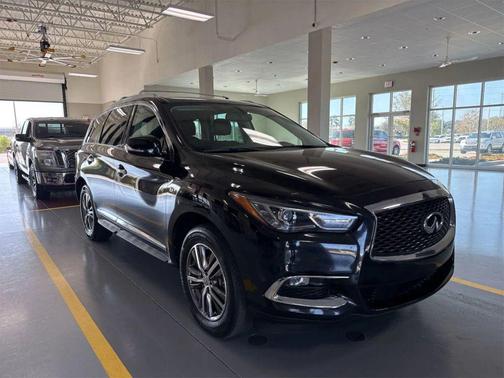 2017 INFINITI QX60 Base