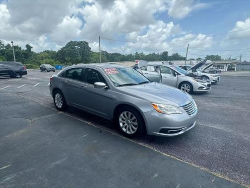 2014 Chrysler 200 Limited