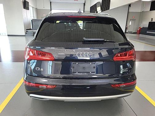 2018 Audi Q5 2.0T Tech Premium