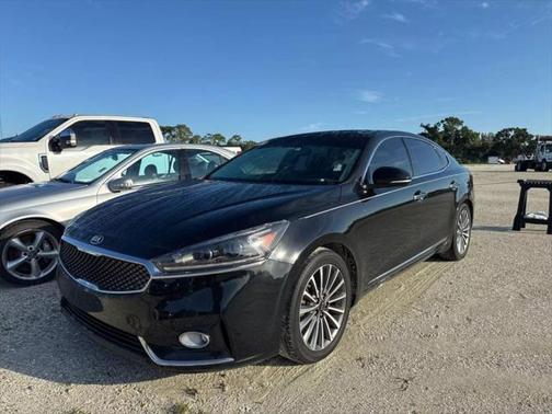 2017 Kia Cadenza Premium