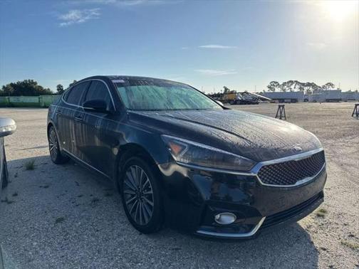 2017 Kia Cadenza Premium