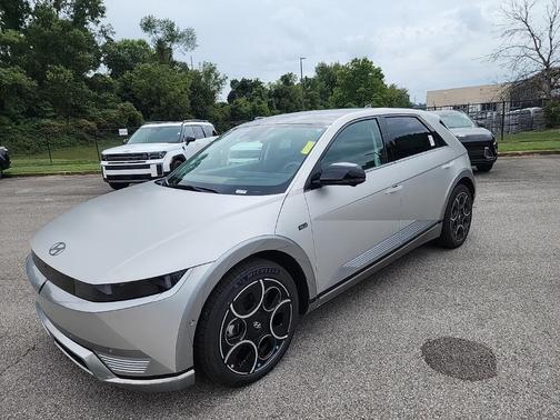2024 Hyundai IONIQ 5 Disney100 Platinum Edition