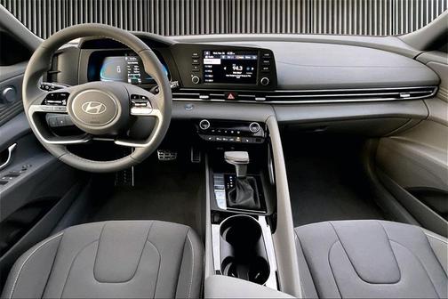 2026 Hyundai ELANTRA SEL