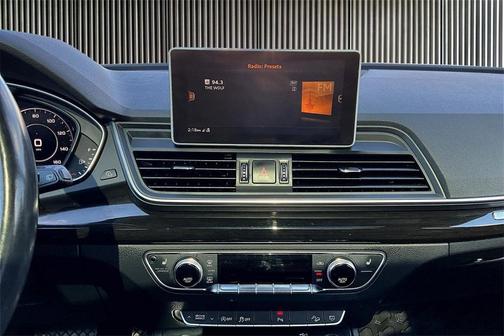 2018 Audi Q5 2.0T Premium Plus