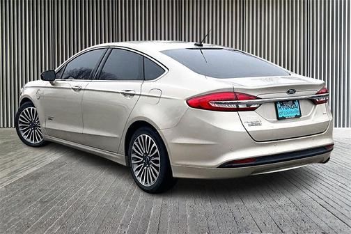 2017 Ford Fusion Energi SE Luxury
