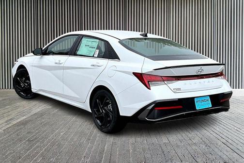 2026 Hyundai ELANTRA SEL