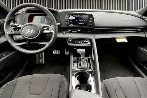 2026 Hyundai ELANTRA SEL