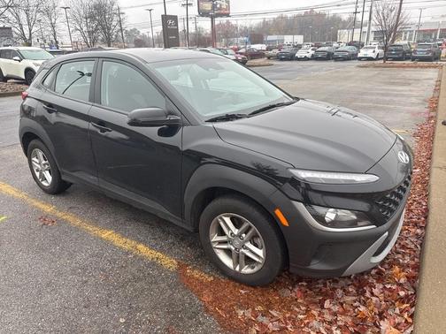 2023 Hyundai KONA SE