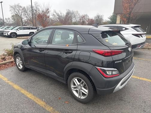 2023 Hyundai KONA SE