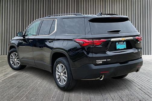 2022 Chevrolet Traverse LT Leather