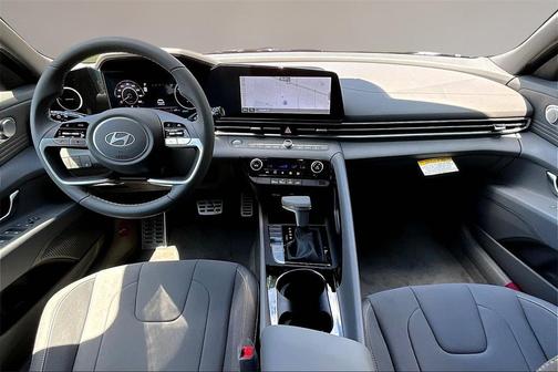 2025 Hyundai ELANTRA HEV SEL Sport