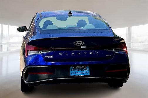 2025 Hyundai ELANTRA HEV SEL Sport