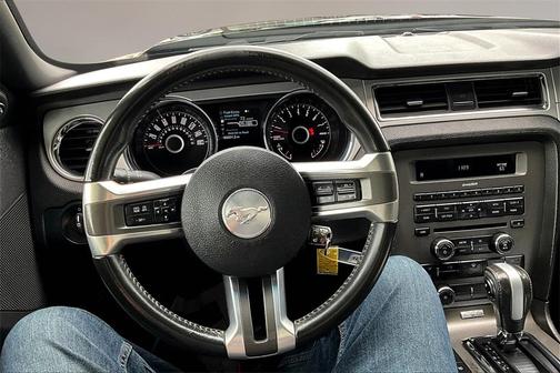 2014 Ford Mustang V6 Premium