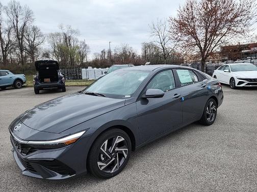 2025 Hyundai ELANTRA HEV Limited